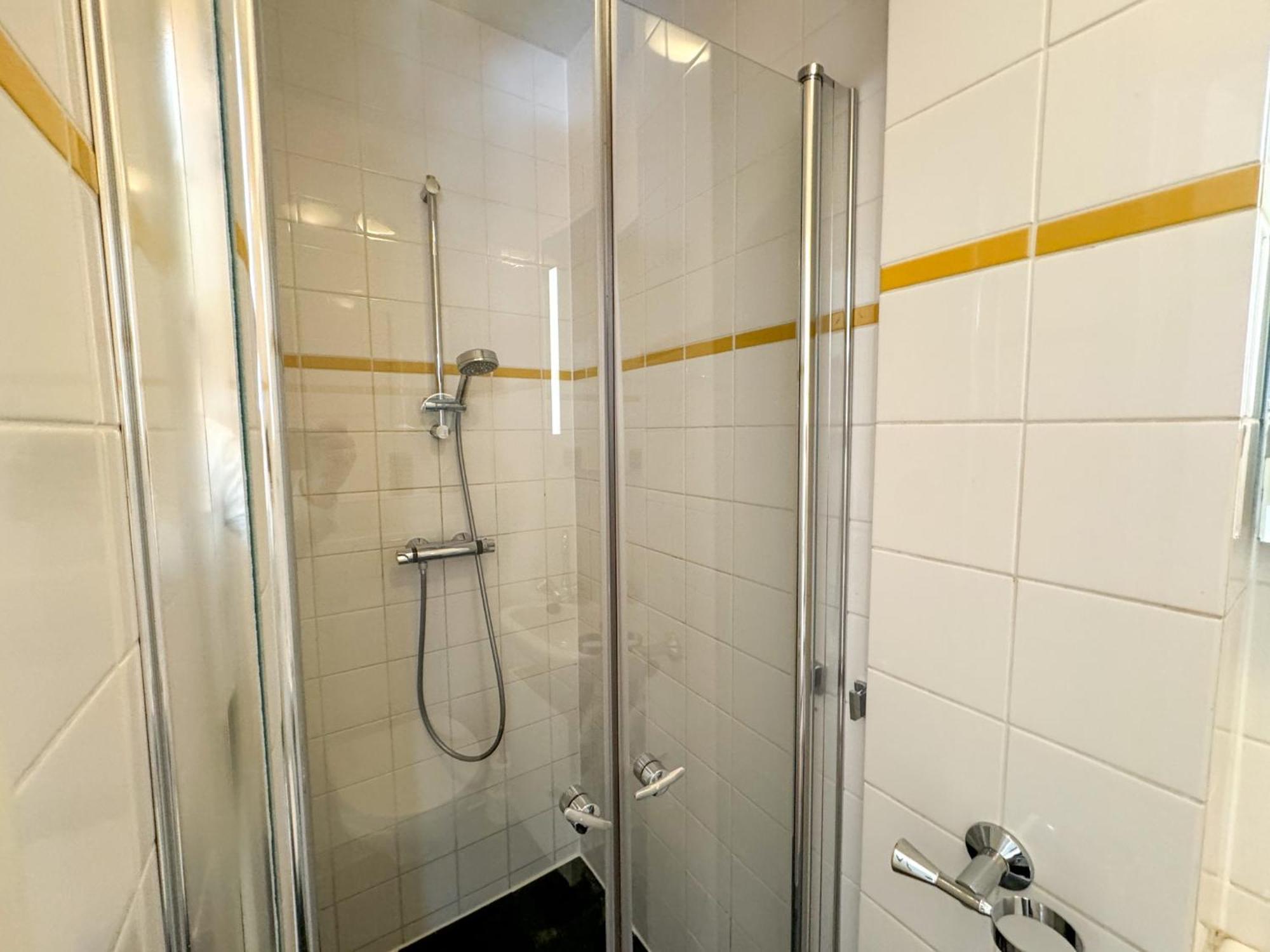 Yourbnb Suites Haarlemmerstraat Amsterdam Esterno foto